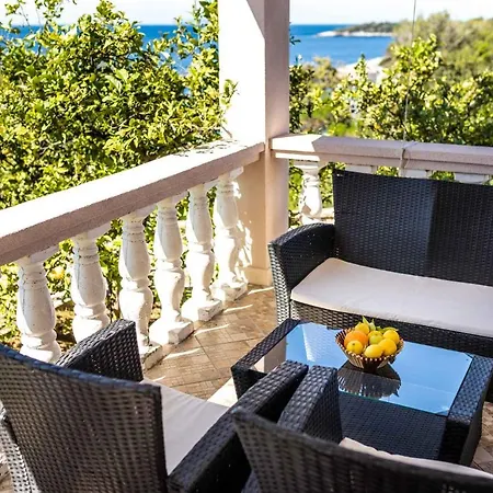 Apartment In - Insel Korcula 6372 Prizba
